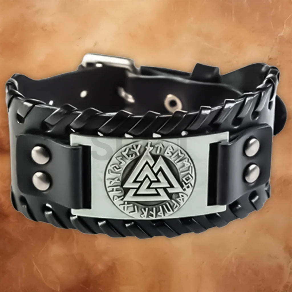 Side profile of the Men's Vintage Viking leather bracelet .